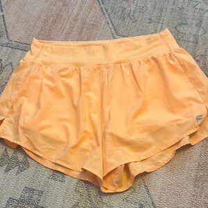 Fabletics Coral Lightweight Lined Athletic Shorts Large